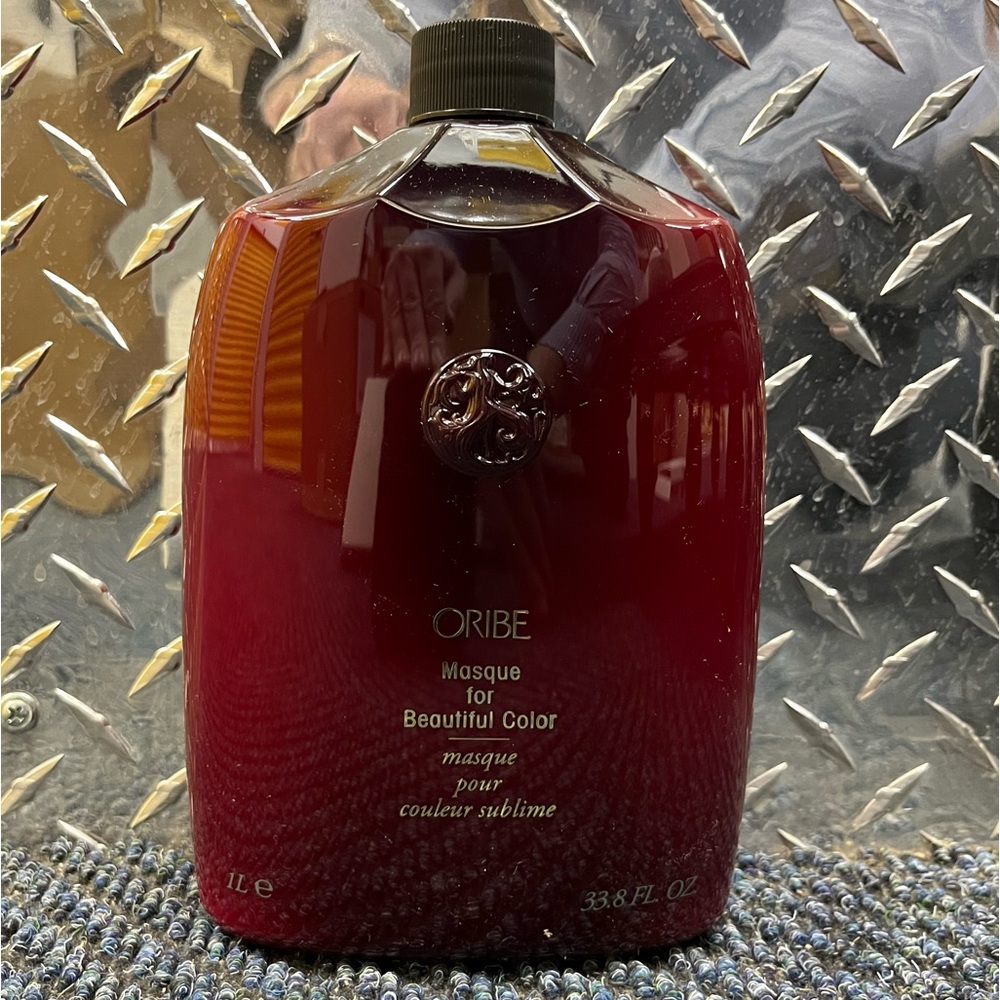 Oribe Masque for Beautiful Color 33.8 oz W/pump… - Red